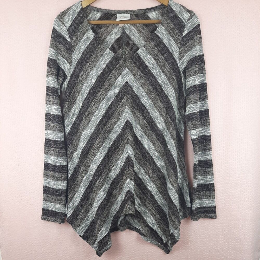 Knox Rose Women Striped Pullover Raw Hem Boho Style Asymmetrical Hem Size M
